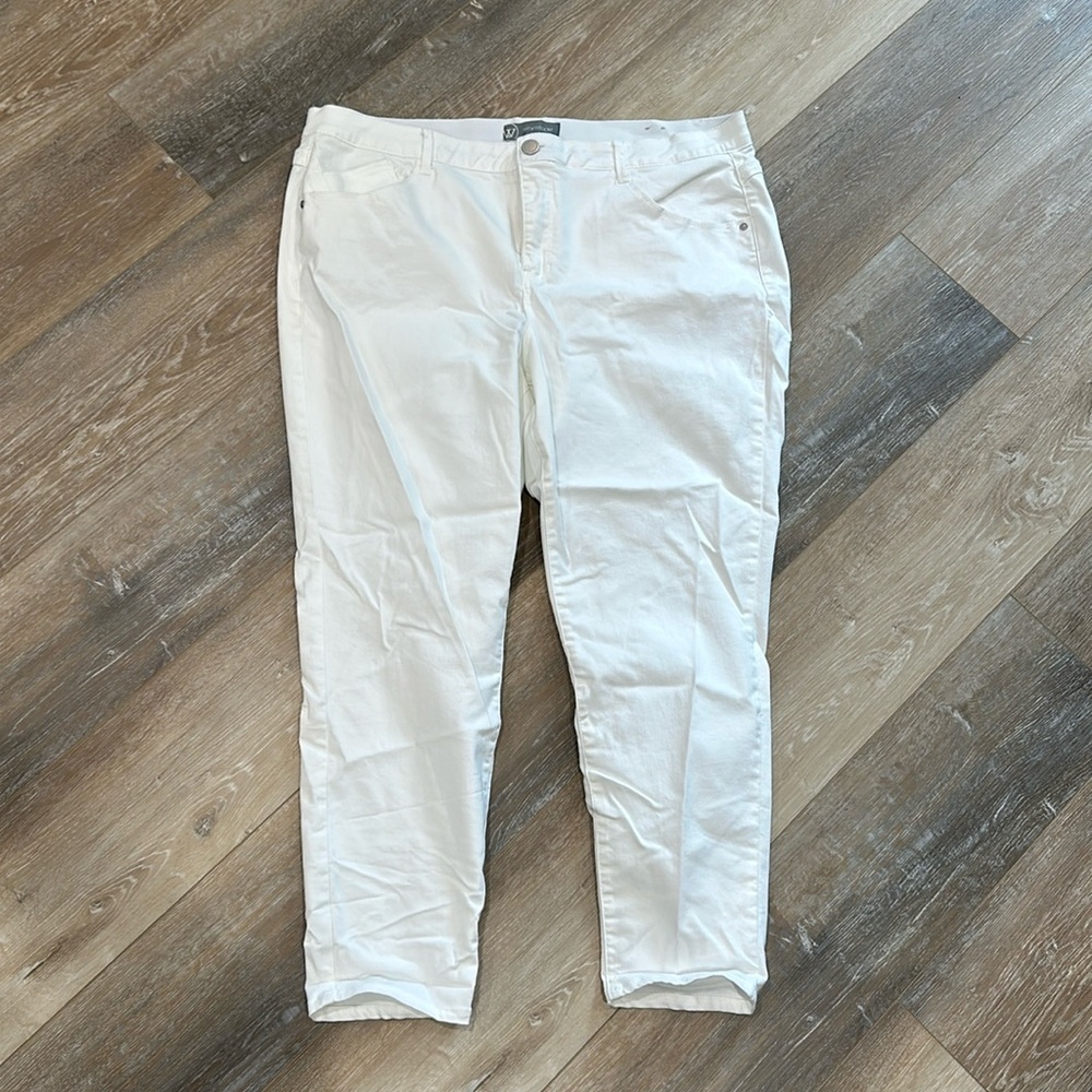 Very stretchy white denim